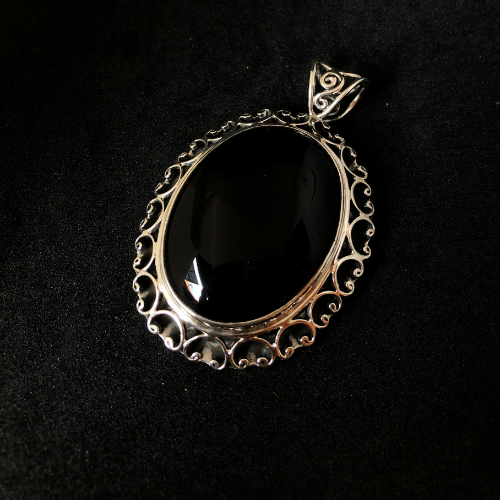 Mainan Kalung Permata